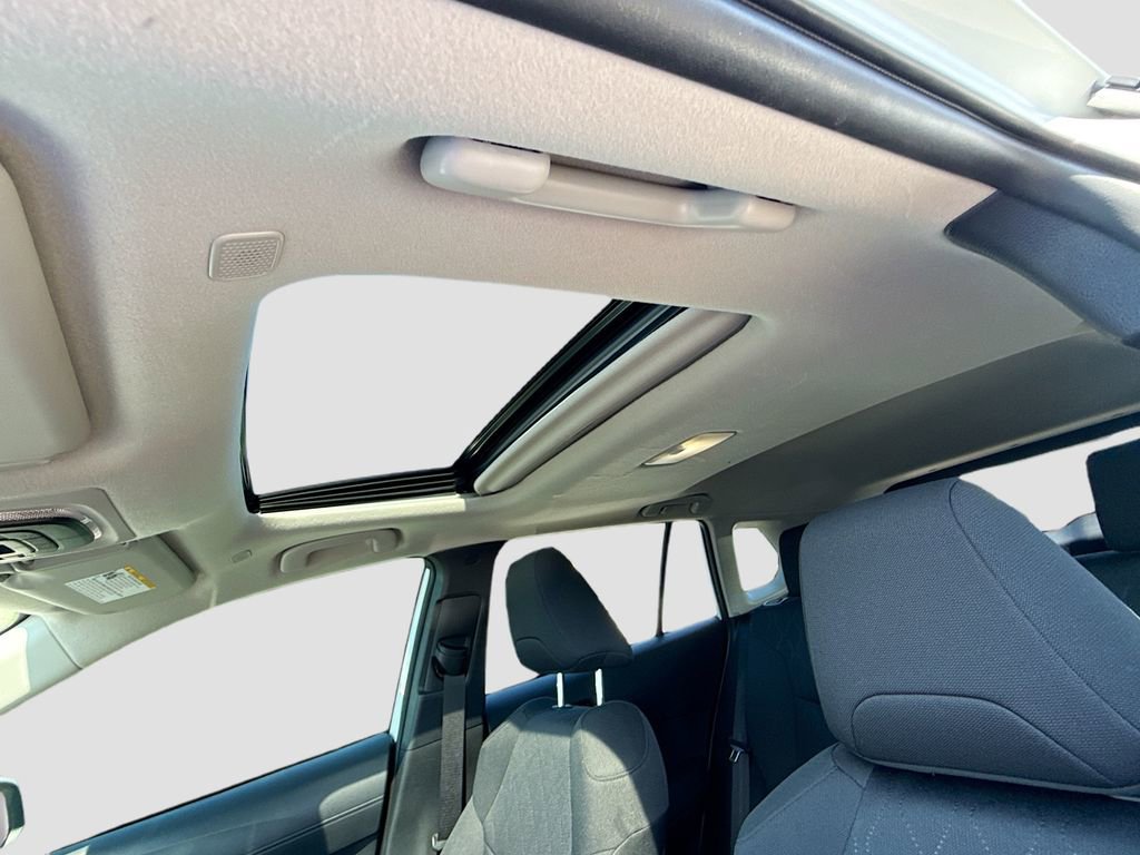 Used 2024 Toyota Corolla Cross LE w/ Moonroof Package FWD image 24