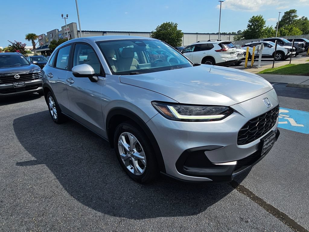 Used 2023 Honda HR-V LX image 5