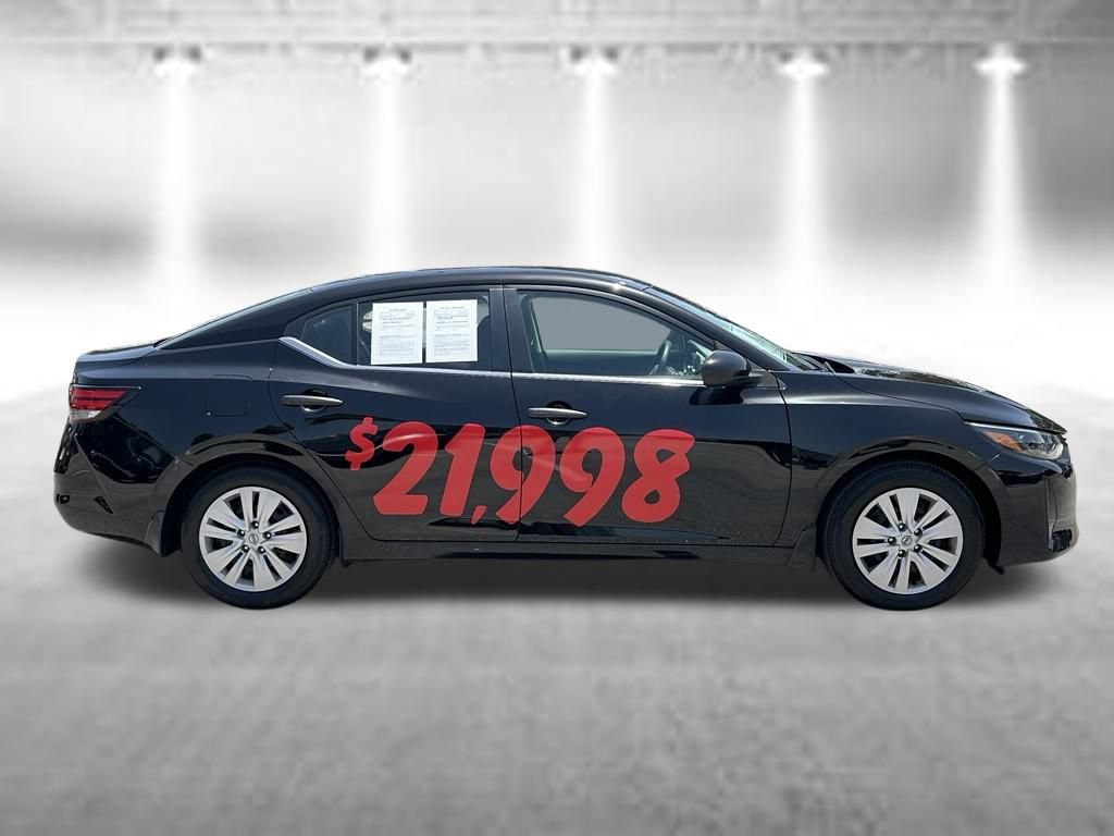 Certified 2025 Nissan Sentra S FWD image 5