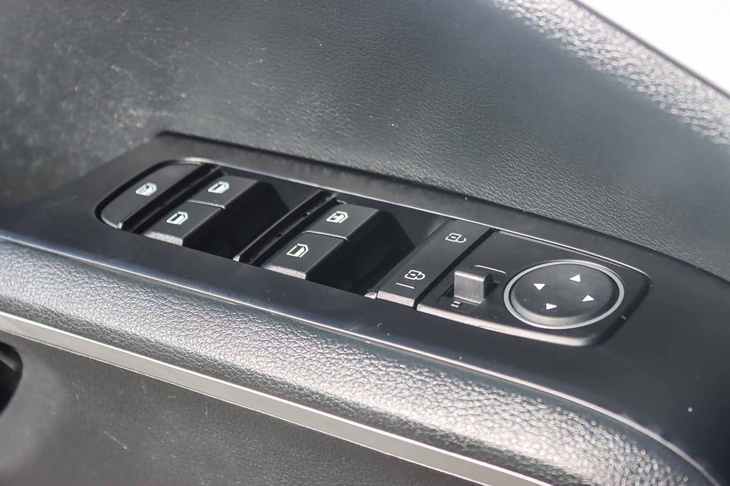 Used 2023 Kia Soul LX w/ LX Technology Package image 39