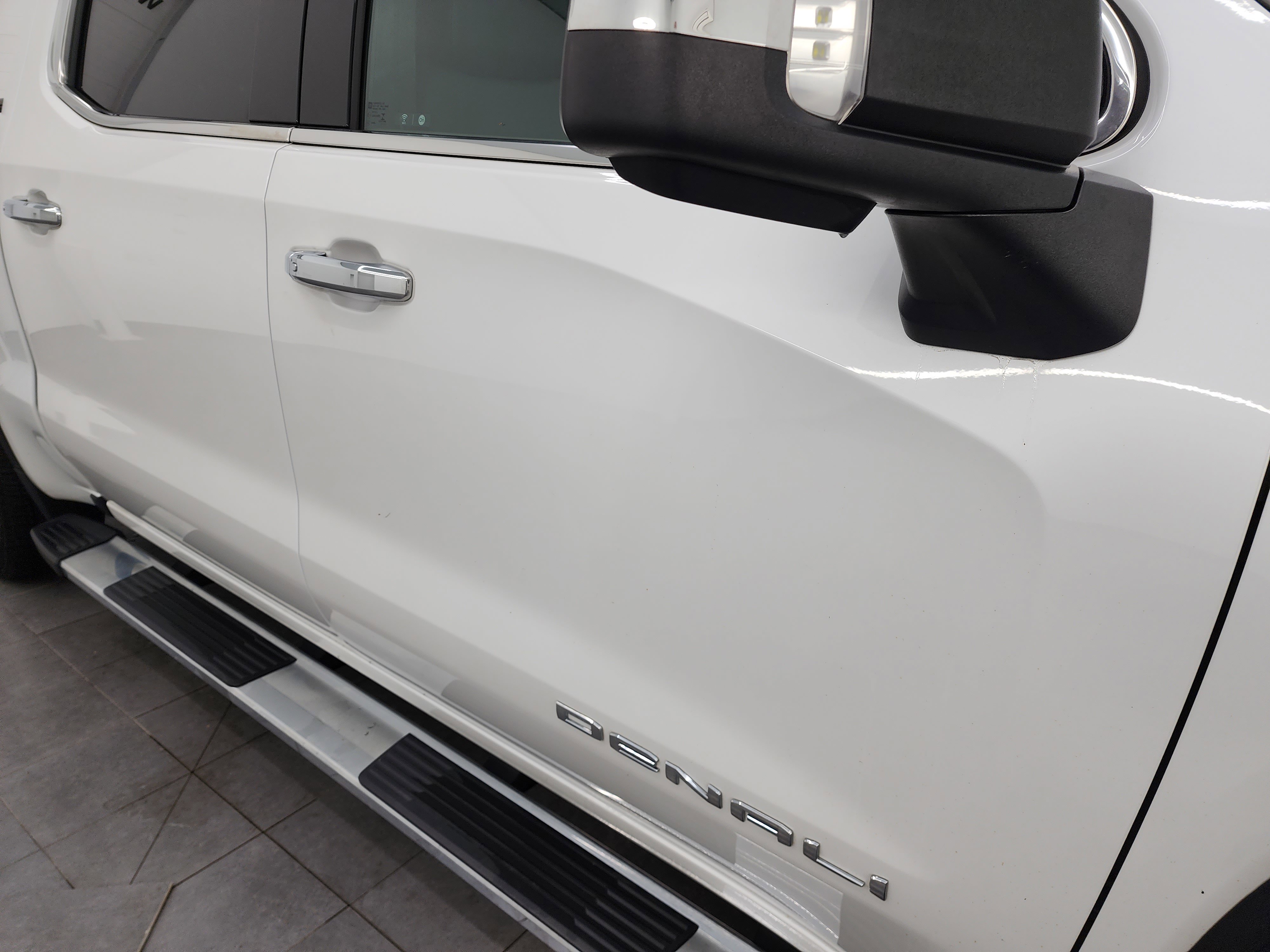 Used 2021 GMC Sierra 1500 Denali w/ Driver Alert Package II image 22