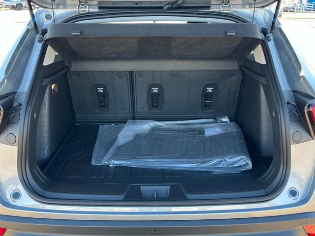 New 2026 Chevrolet Trax LT w/ Driver Confidence Package image 6