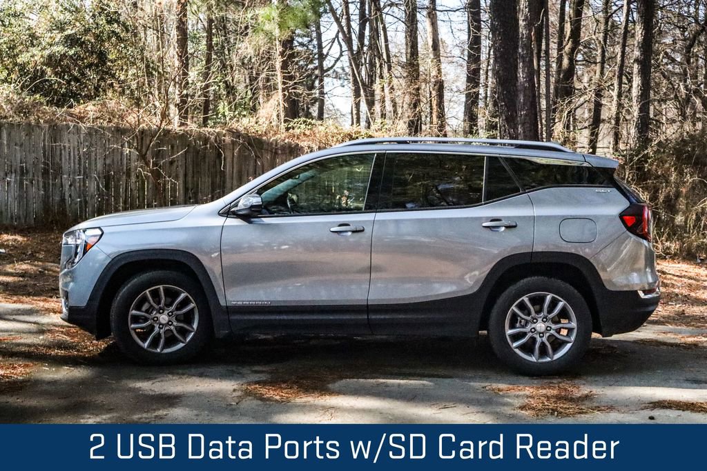 Used 2024 GMC Terrain SLT image 4