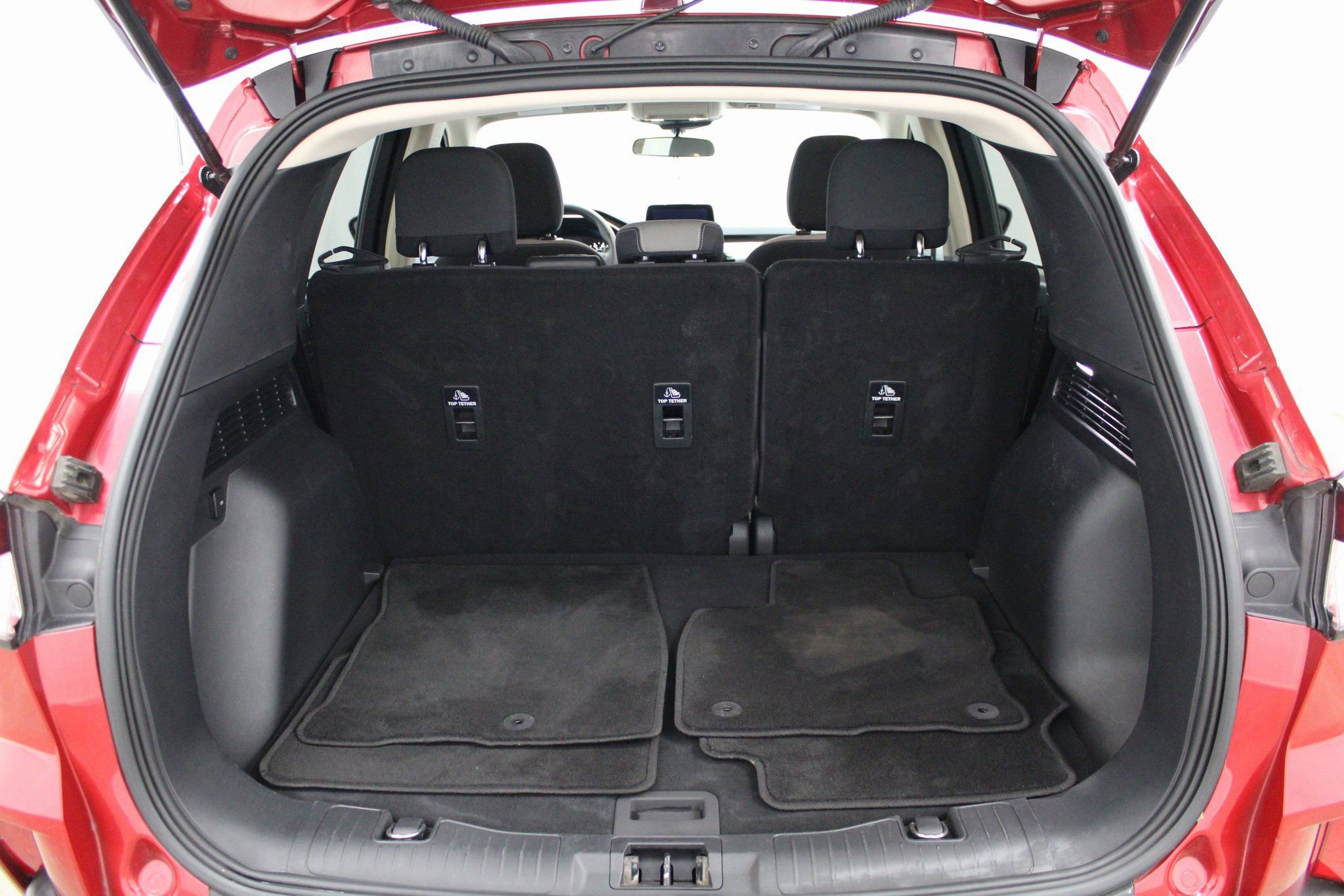 Used 2020 Ford Escape SE image 24