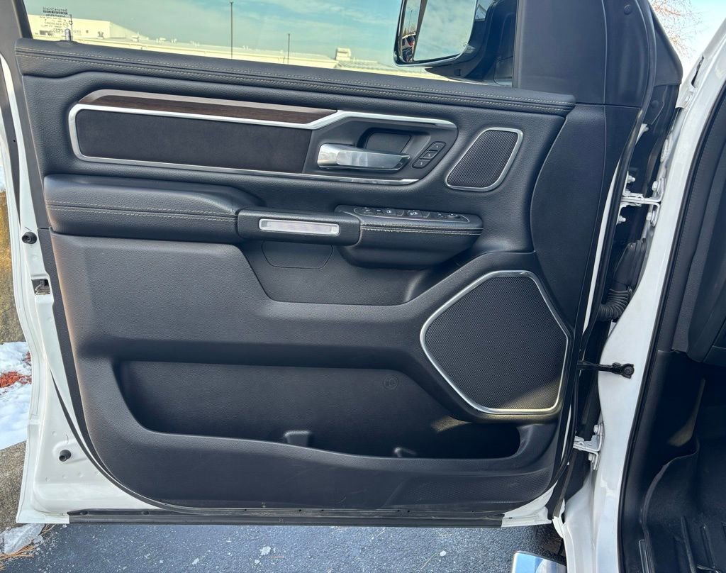 Used 2022 RAM 1500 Laramie image 11