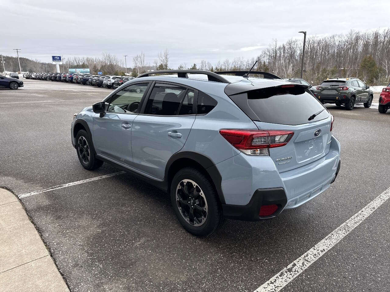 Used 2023 Subaru Crosstrek 2.0i image 5