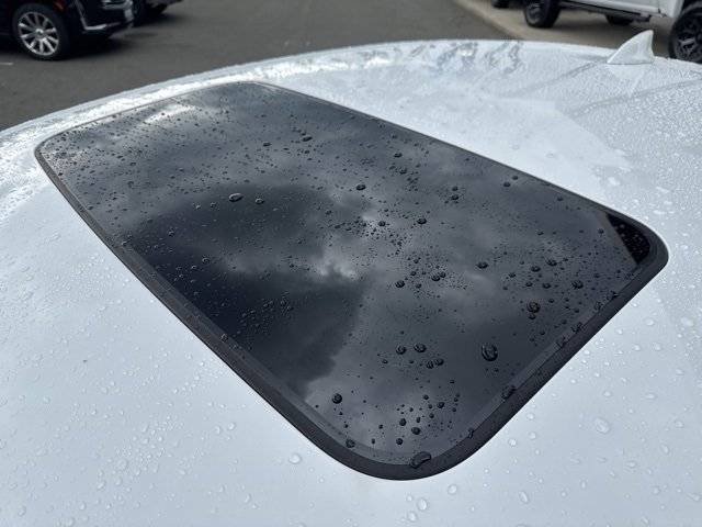 New 2025 Buick Envista Sport Touring image 11