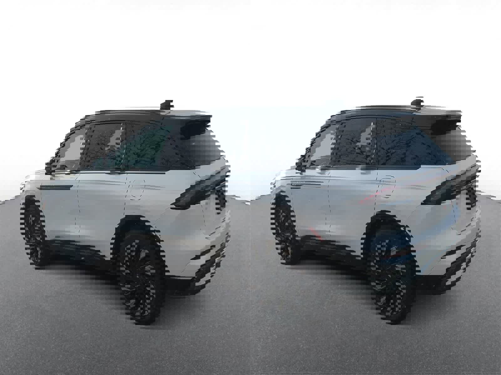 Used 2025 Lincoln Nautilus Reserve w/ Jet Appearance Package image 6