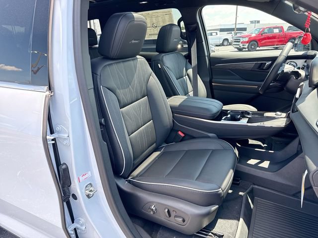 New 2026 Buick Enclave Avenir w/ Super Cruise Package AWD/4WD image 26