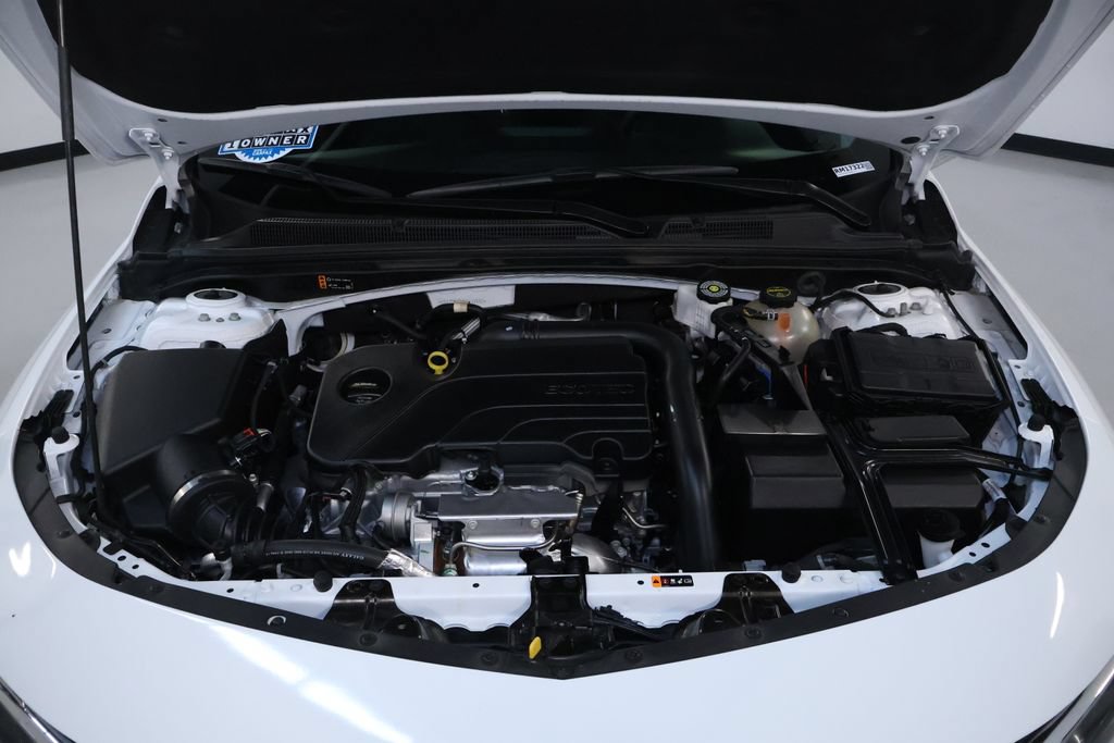 Used 2025 Chevrolet Malibu LT FWD image 35