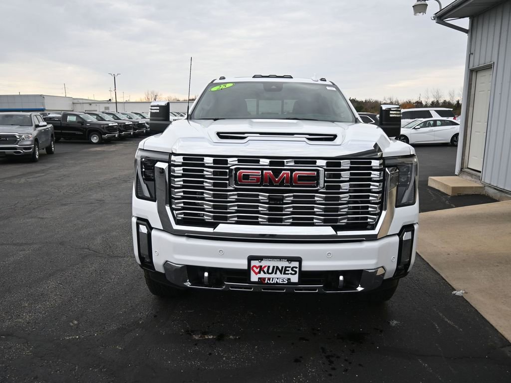 Used 2025 GMC Sierra 2500 Denali w/ Denali Reserve Package image 13