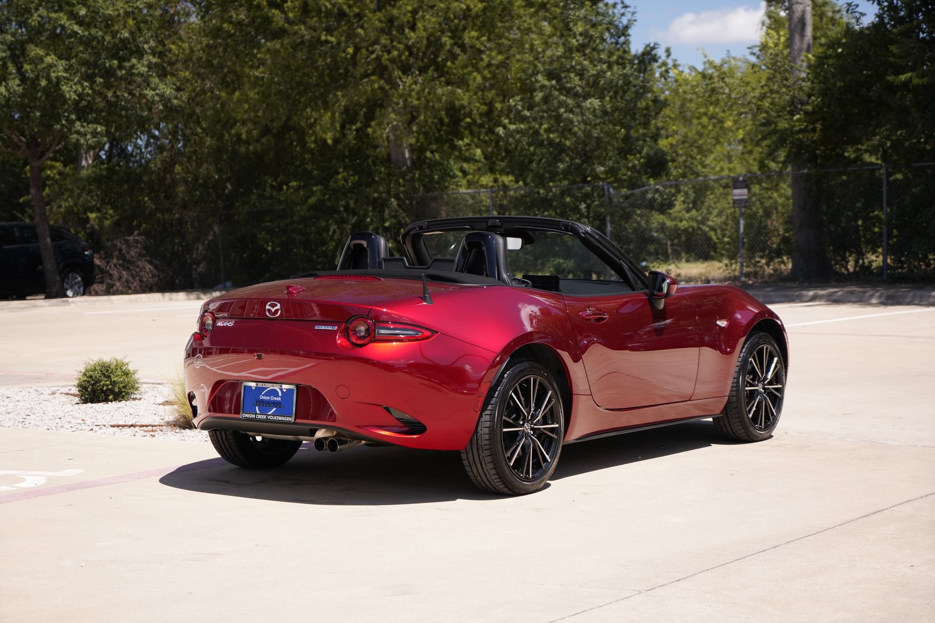 Used 2025 MAZDA MX-5 Miata Grand Touring RWD image 5