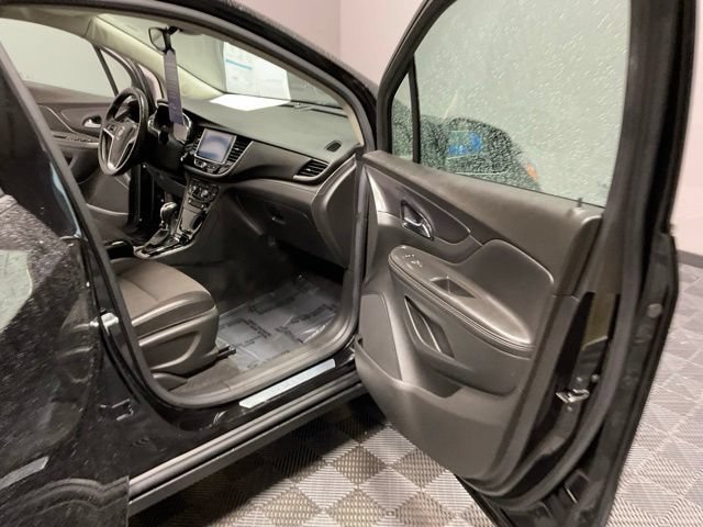 Used 2021 Buick Encore Preferred FWD image 22