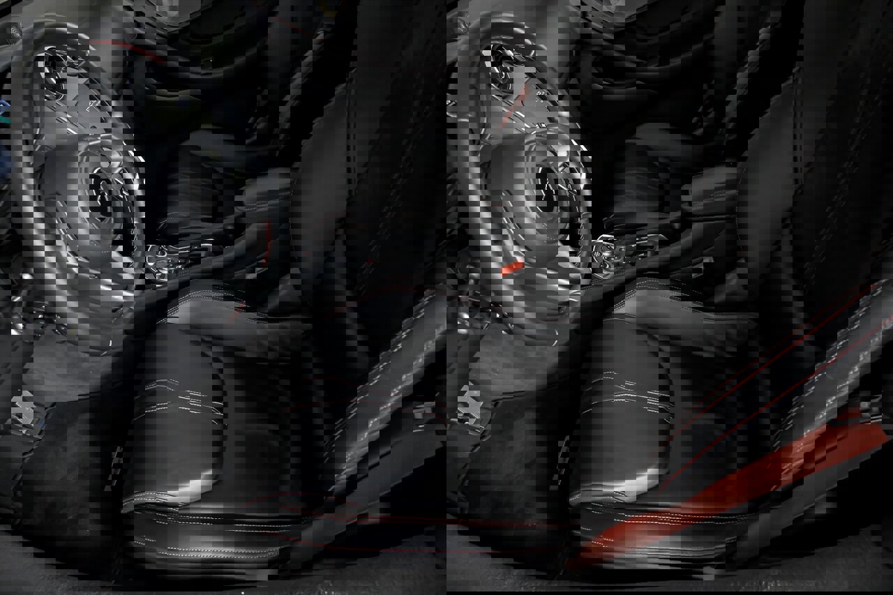 Used 2020 McLaren 570S Spider image 23