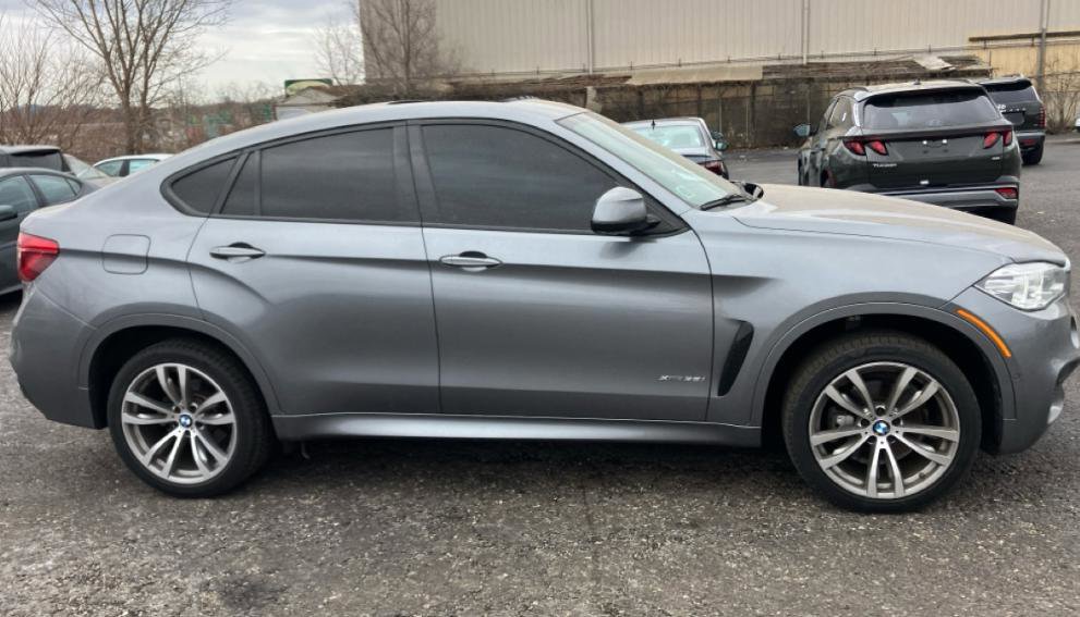 Used 2019 BMW X6 xDrive35i w/ M Sport Package image 6