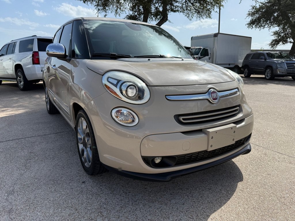 Used 2014 FIAT 500L Lounge FWD image 1