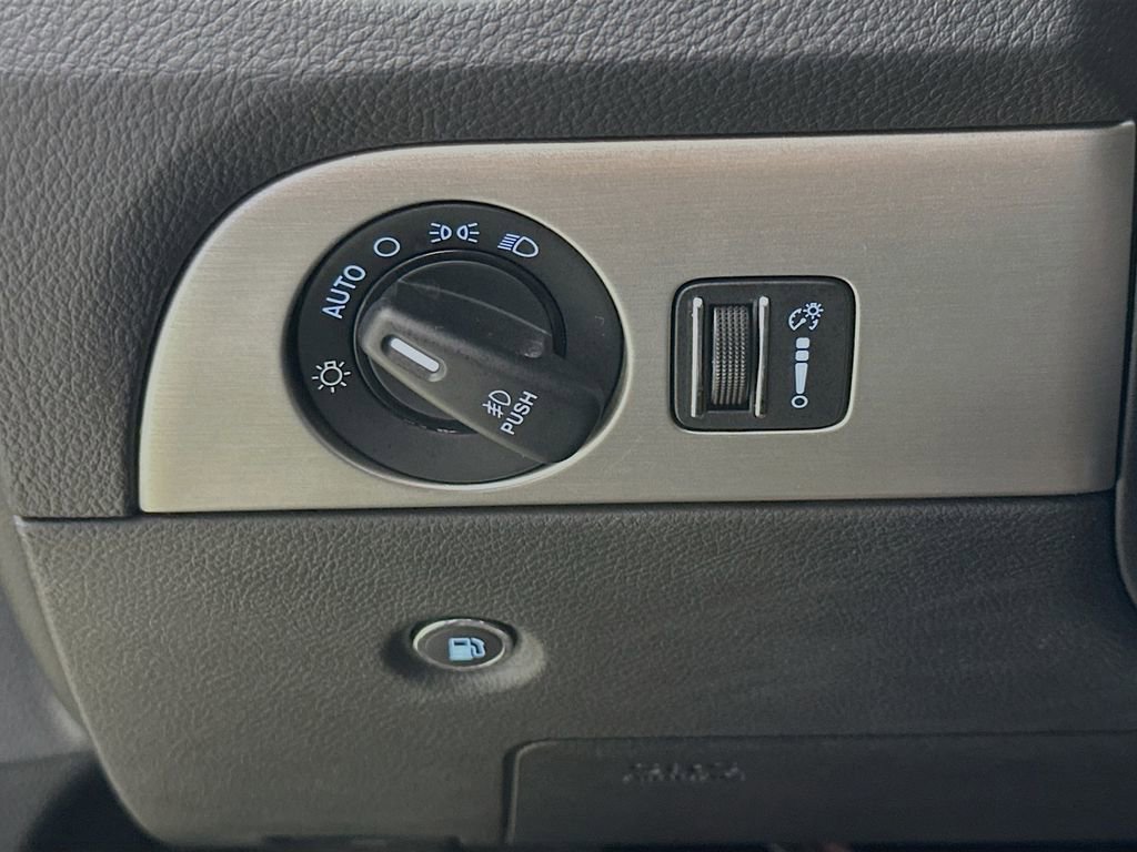 Used 2017 Dodge Durango GT w/ Nav & Power Liftgate Group RWD image 12