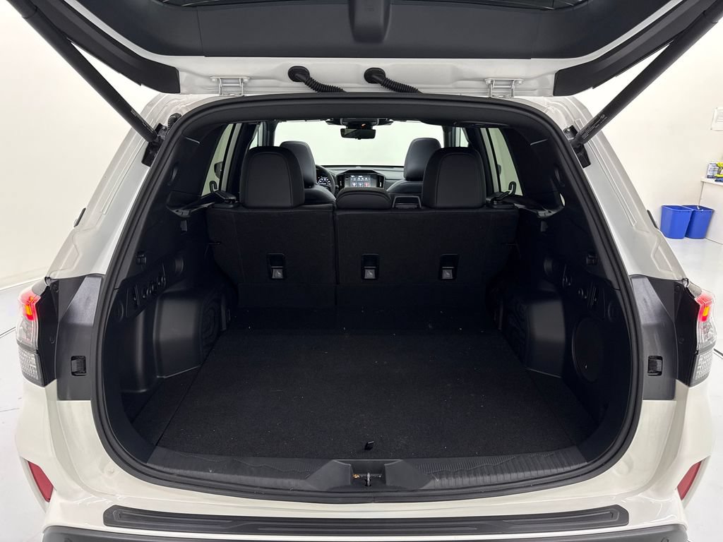 Used 2026 Subaru Forester Touring AWD/4WD image 29