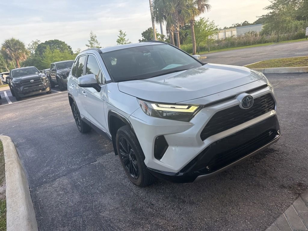 Used 2024 Toyota RAV4 SE AWD/4WD image 2
