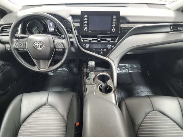 Used 2024 Toyota Camry SE FWD image 2