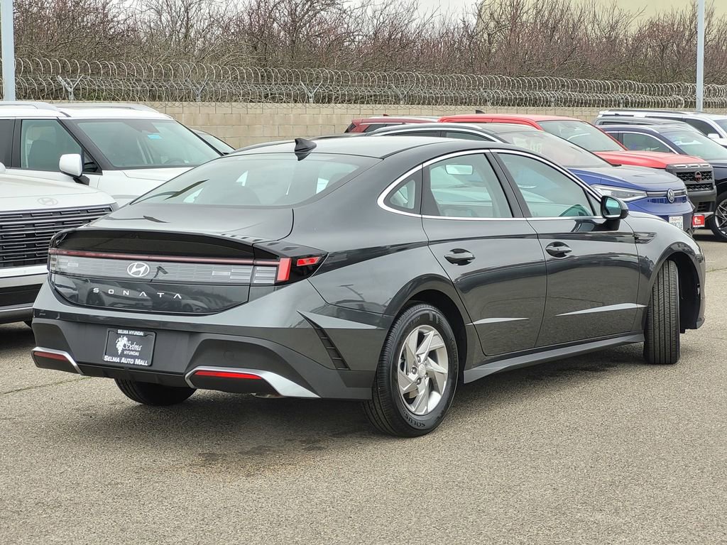 New 2026 Hyundai Sonata SE image 4