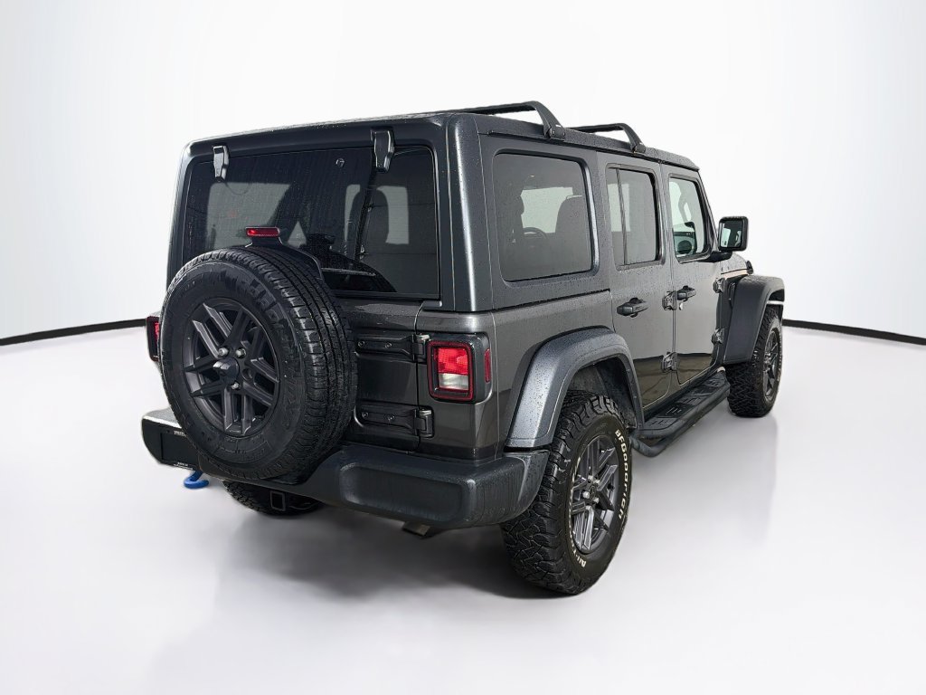 Used 2024 Jeep Wrangler Unlimited Sport AWD/4WD image 5