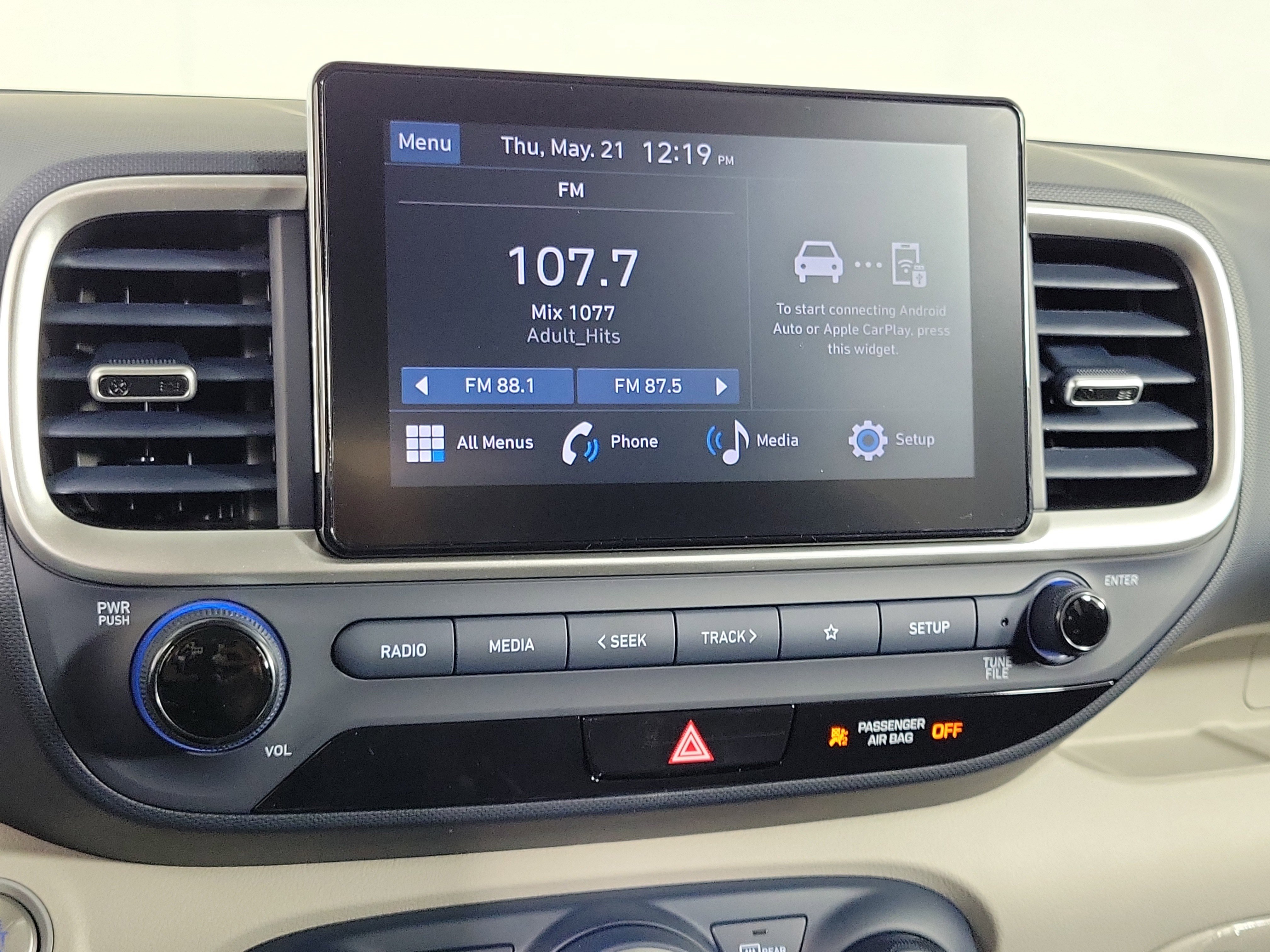 New 2026 Hyundai Venue SEL FWD image 15