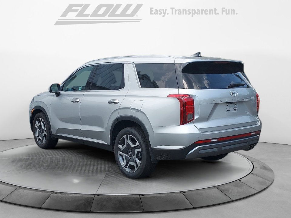 Certified 2025 Hyundai Palisade SEL image 5