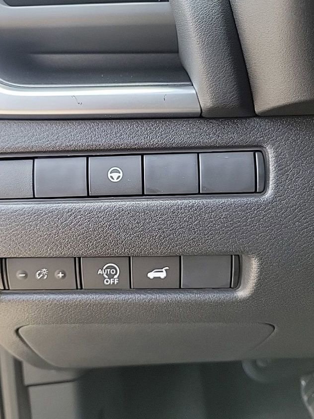 New 2026 Nissan Rogue SV image 22