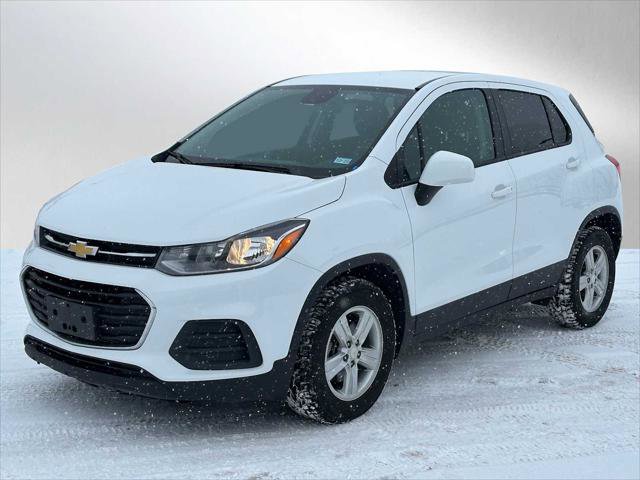 Used 2022 Chevrolet Trax LS w/ Tint and Cruise Package image 7