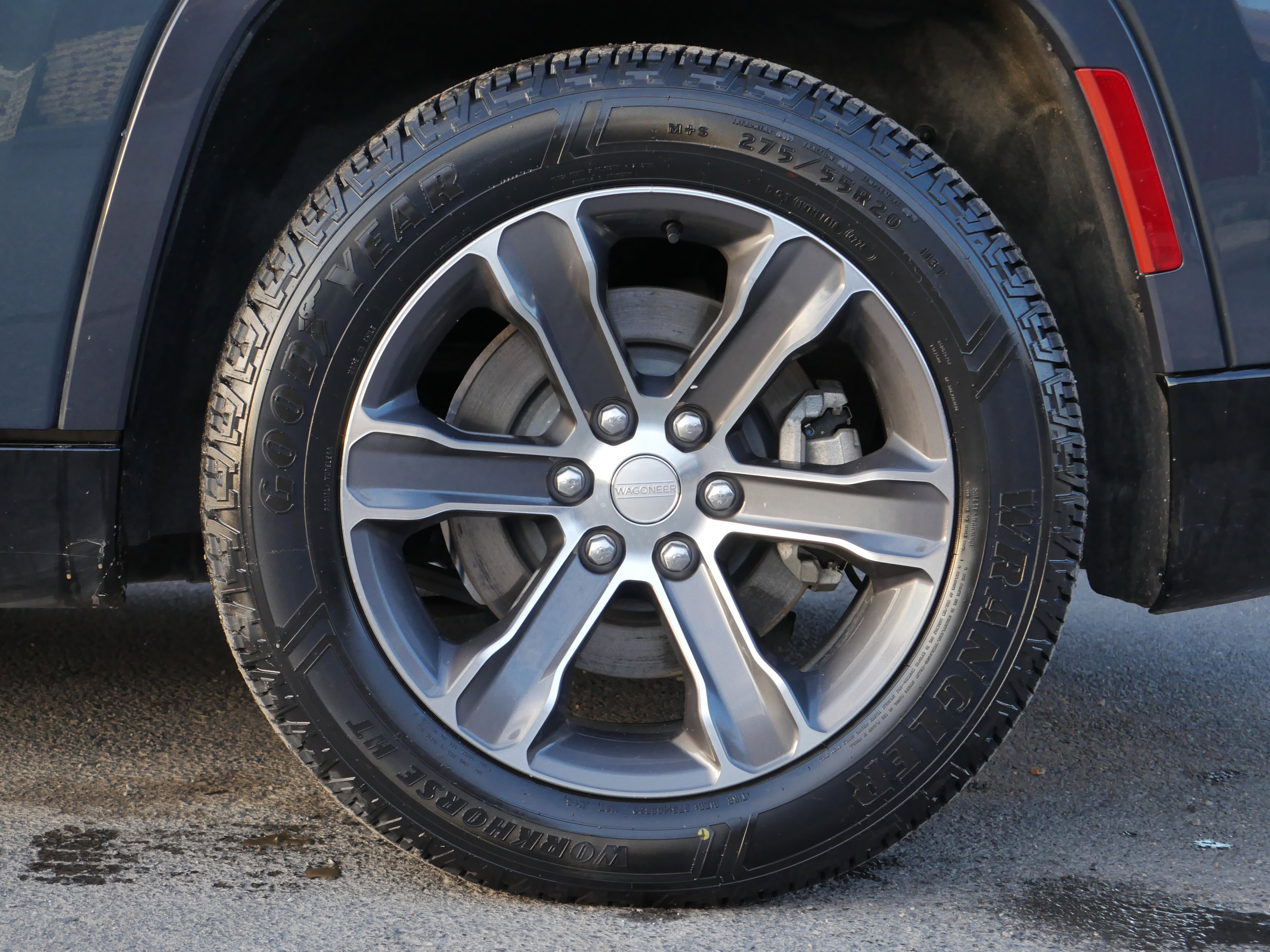 Used 2023 Jeep Grand Wagoneer 4WD image 19