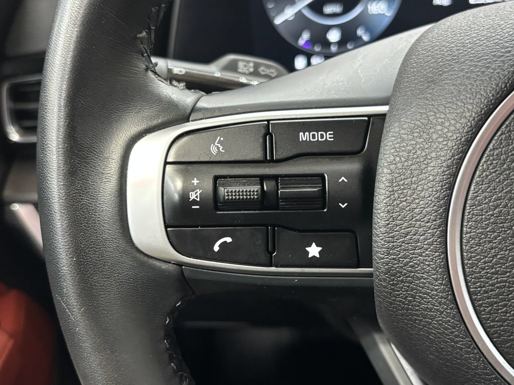 Used 2025 Kia Sportage SX FWD image 18