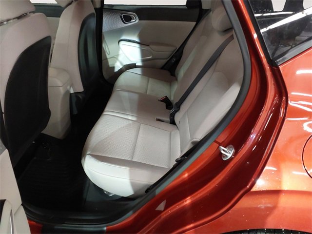 Used 2020 Kia Soul LX image 13