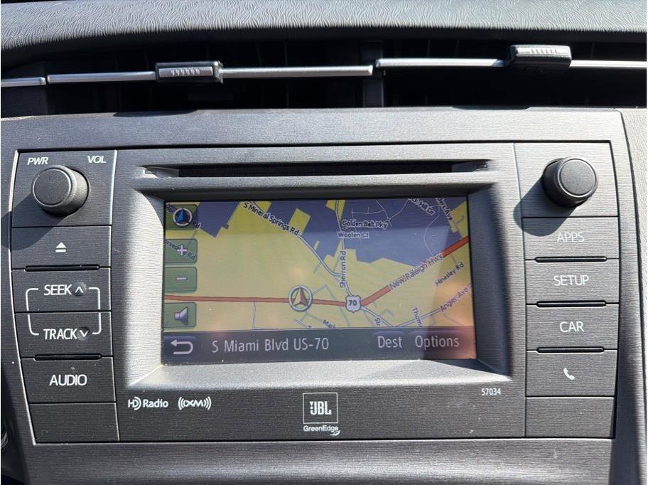 Used 2013 Toyota Prius Four image 17