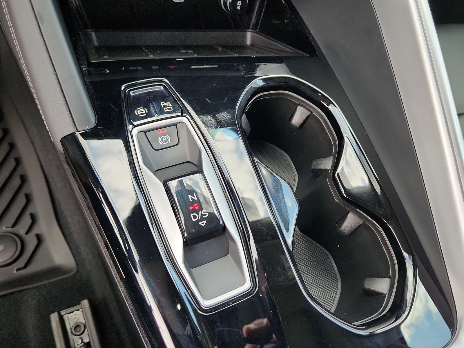 Used 2025 Audi Q5 Premium Plus w/ Premium Plus AWD/4WD image 24