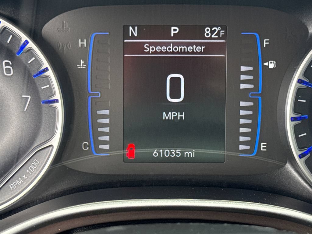 Used 2023 Chrysler Voyager LX FWD image 37