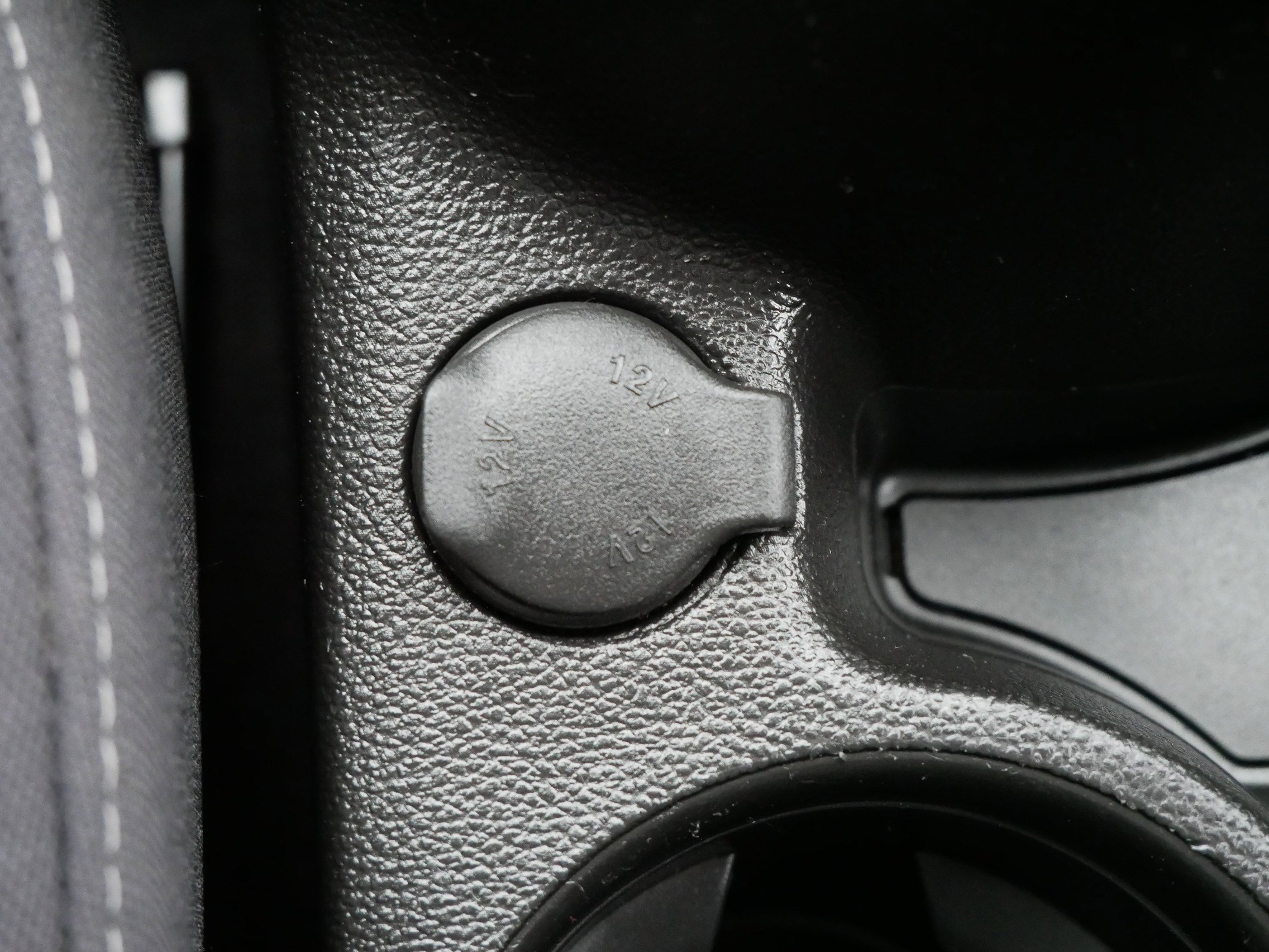 Used 2014 Chevrolet Cruze LT image 30