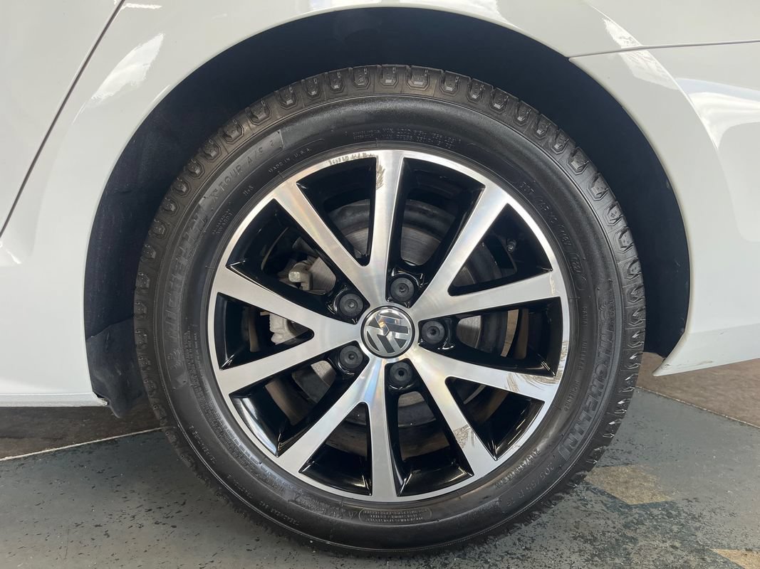 Used 2017 Volkswagen Jetta SE FWD image 27