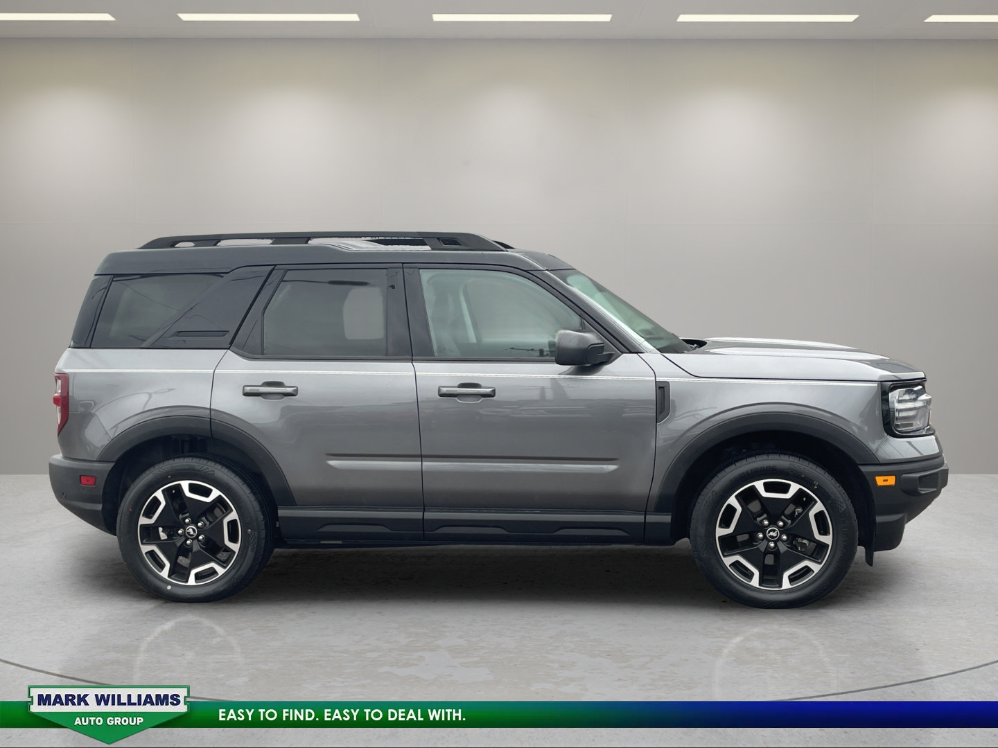 Used 2023 Ford Bronco Sport Outer Banks AWD/4WD image 3