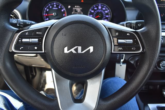 Used 2024 Kia Forte LXS FWD image 19