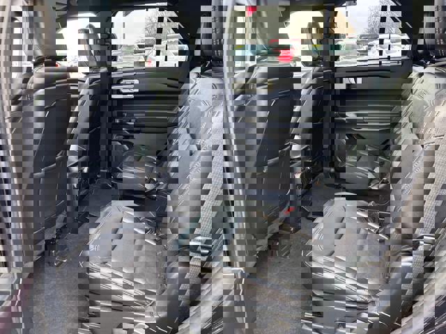 Used 2020 Ford Explorer Limited image 11