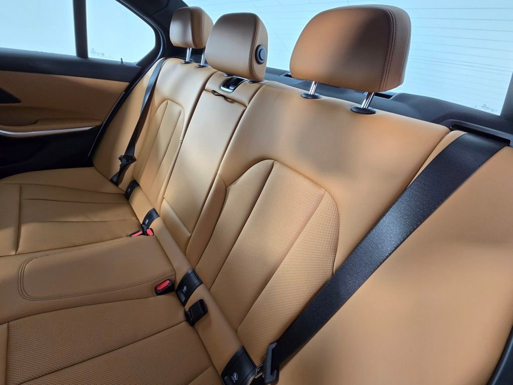 New 2026 BMW 330i xDrive Sedan w/ Premium Package image 17