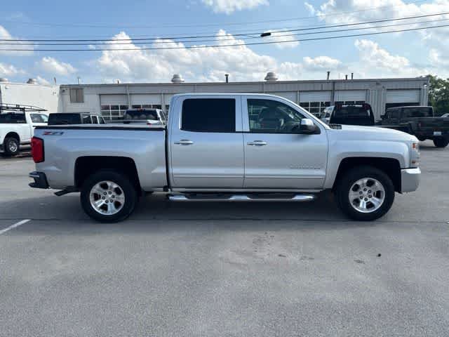 Used 2017 Chevrolet Silverado 1500 LT AWD/4WD image 4