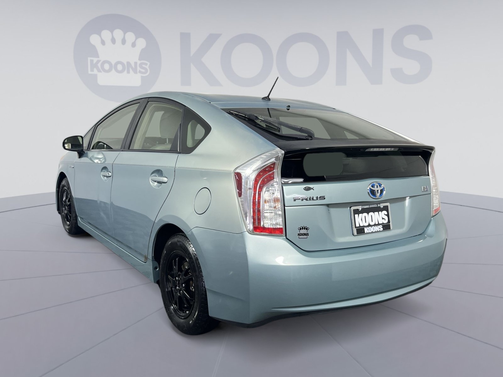 Used 2014 Toyota Prius Two FWD image 4