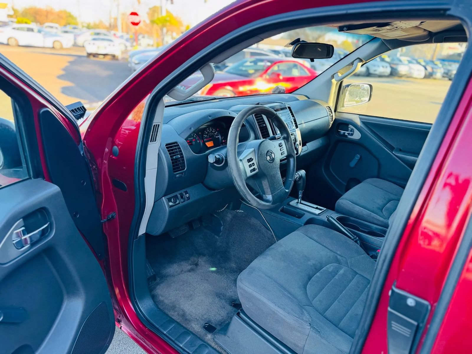 Used 2016 Nissan Frontier S RWD image 9