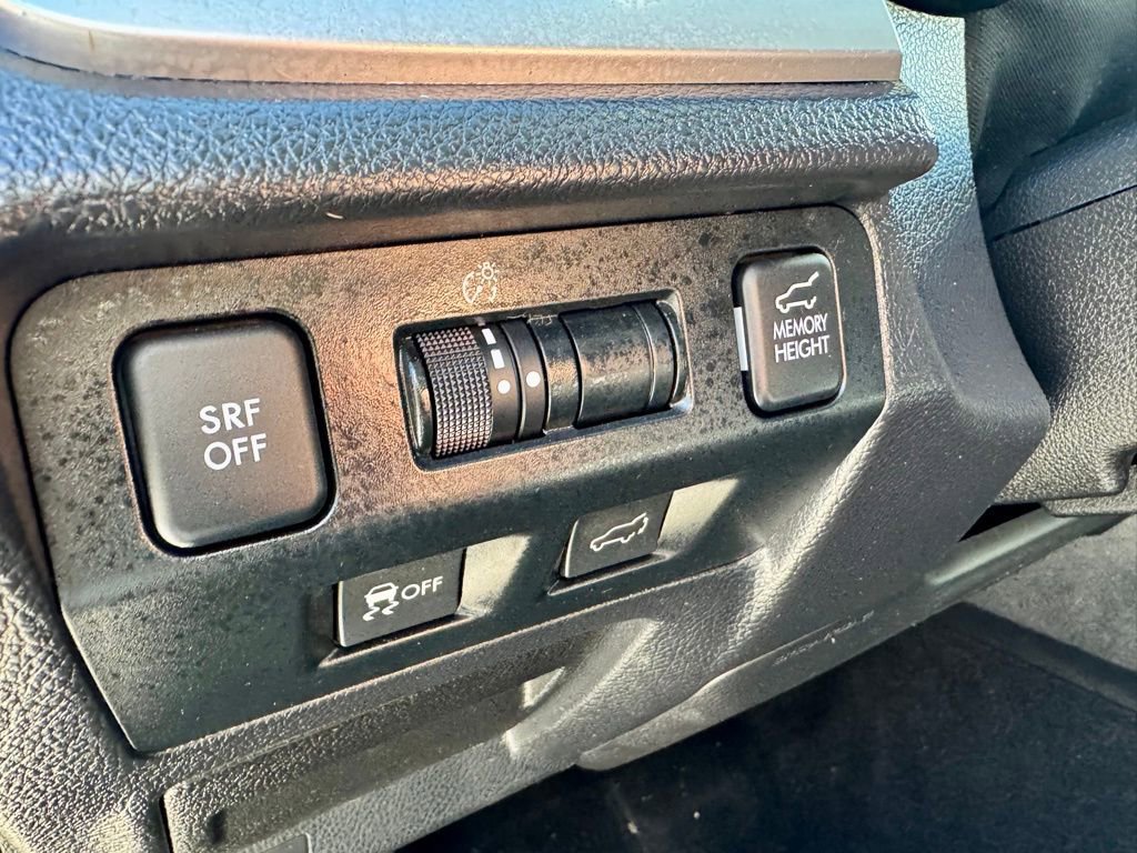 Used 2016 Subaru Forester 2.5i Limited image 17