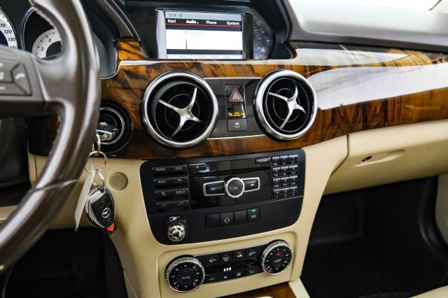 Used 2013 Mercedes-Benz GLK 350 2WD image 20