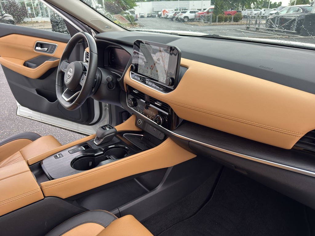 Used 2023 Nissan Rogue Platinum FWD image 30