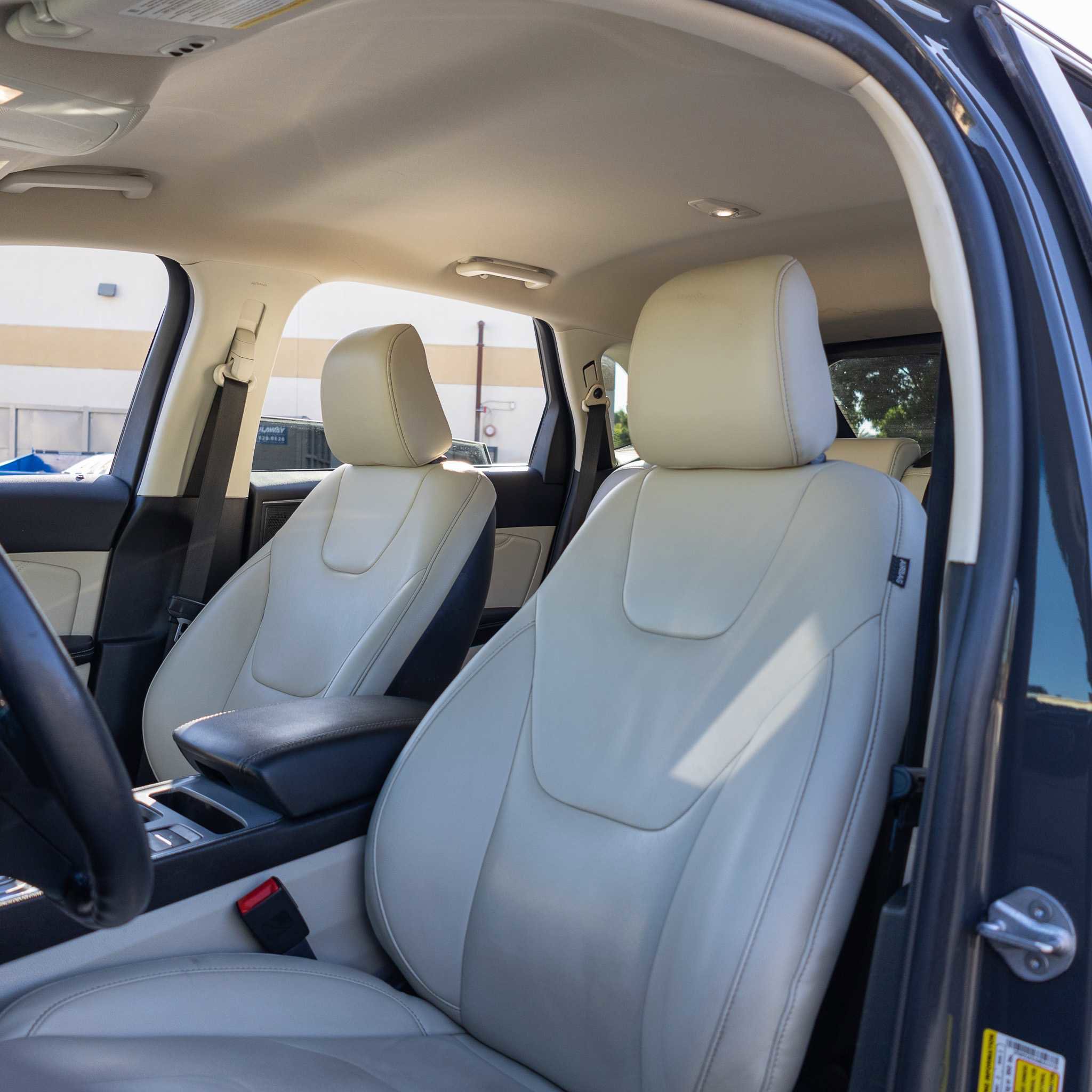 Used 2021 Ford Edge Titanium w/ Cargo Accessory Package image 15