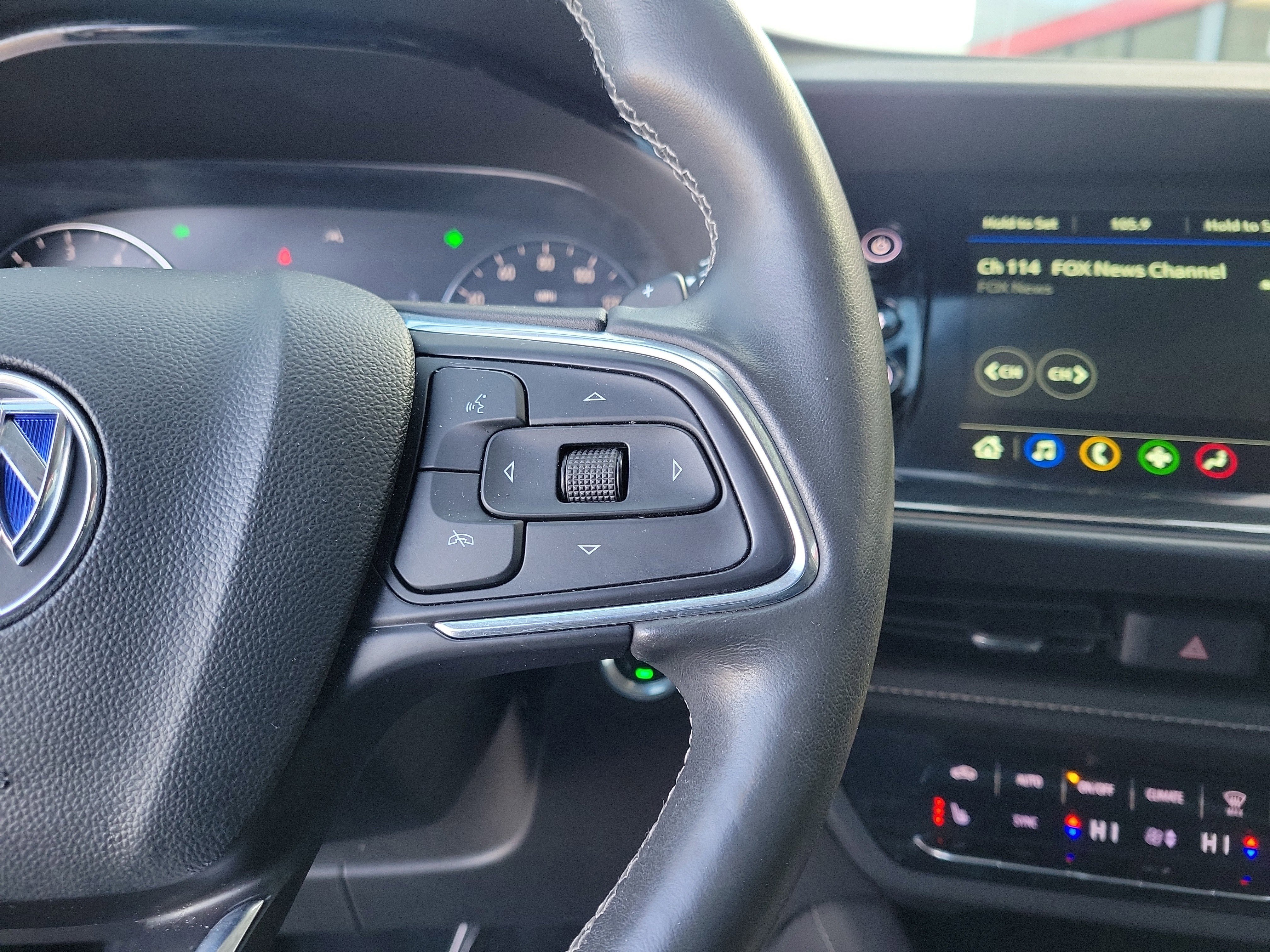 Used 2022 Buick Envision Preferred image 23